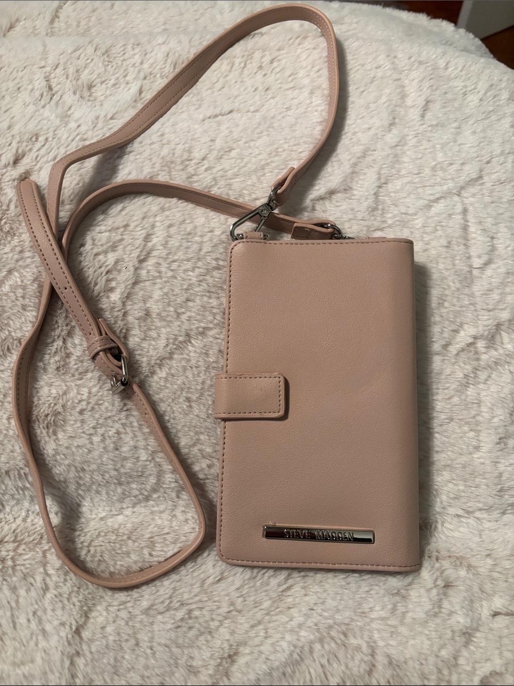 Steve Madden Blush Crossbody Wallet Bag